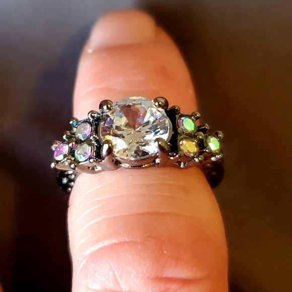 New Unique White Sapphire and Aurora Borealis Black Gold Ring. - Picture 6 of 14